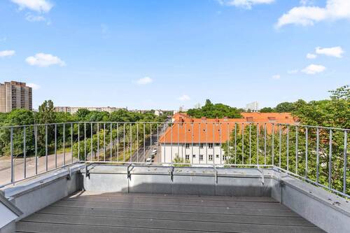 Terrasse 2 - 3 Zimmer Etagenwohnung in Berlin