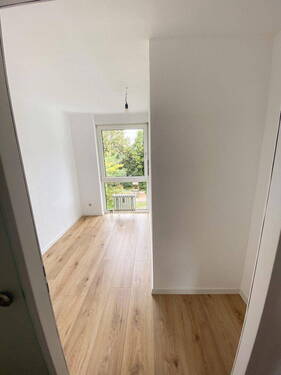 Kinderzimmer 2 / Büro - 