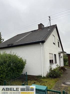 2.Außen - Ungeschminkt und ehrlich - Renovierungsbedürftiges 2 Familien Haus