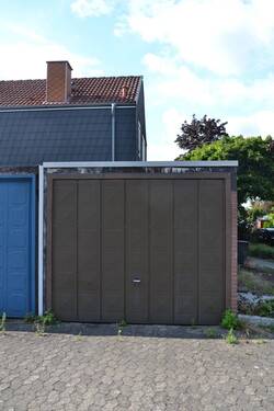Garage am Haus - 