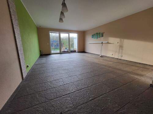 Ess- und Wohnzimmer - 