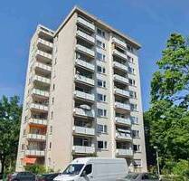 Hoch über Offenbach: Stilvolle 3-Zimmer-Wohnung mit Balkon und Skyline-Panorama