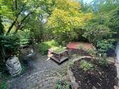 Steingarten mit Whirlpool - 