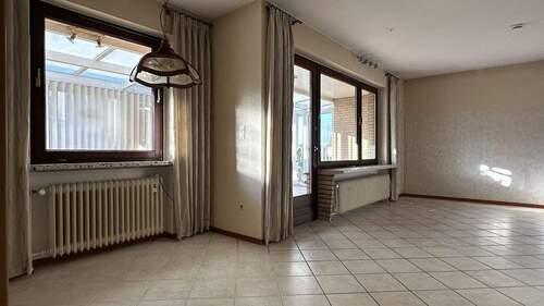  Essbereich im Wohnzimmer - 