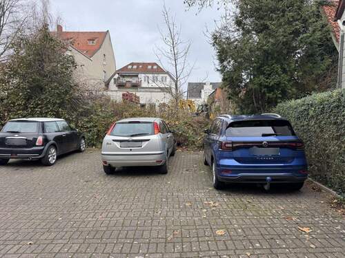 Pkw-Stellplatz (rechts) - 