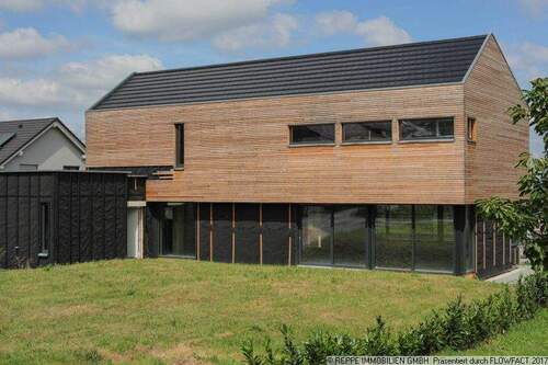 Ansicht Südseite - Architektenhaus am Stausee - 550.000,00&nbsp;EUR Kaufpreis, ca.&nbsp; 227,00&nbsp;m&sup2;&nbsp;Wohnfl&auml;che