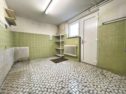 Sehr praktisch ist der Hauswirtschaftsraum im Keller - 