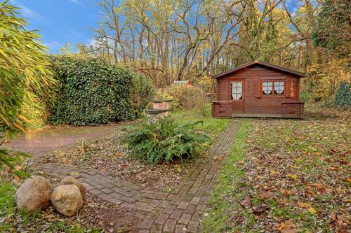 Gartenhäuschen - 