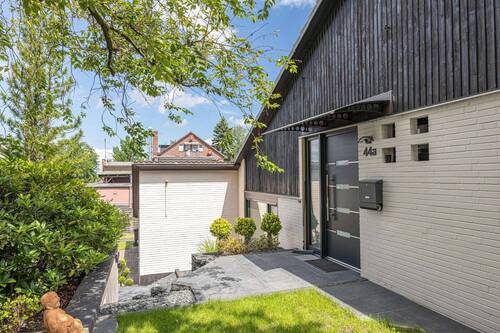 Eingangsbereich oben - 5 Zimmer Einfamilienhaus in Seevetal