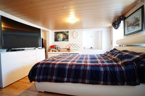 Schlafzimmer 1. OG - 