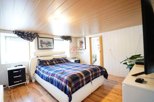 Schlafzimmer 1. OG - 