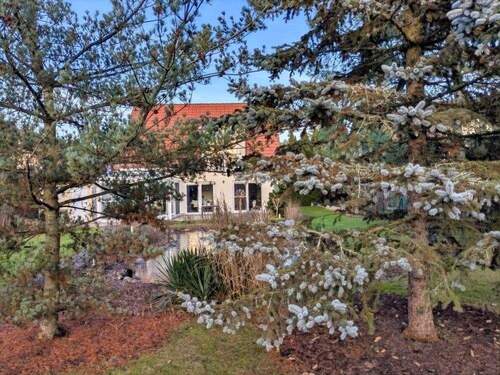 Gartenansicht - Ein Zuhause, das mit Ihrer Familie wächst - Wohlfühlhaus in idyllischer Lage von Müllrose