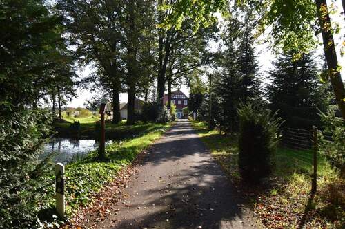 Zufahrt - 1 Zimmer Bauernhaus, Landhaus zum Kaufen in Versmold