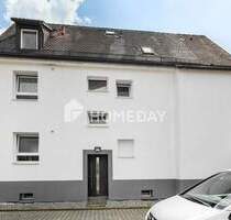 Gepflegtes MFH mit 3 Wohneinheiten & 2 Garagen - ca. 230 m² Wohnfläche auf ca. 427 m² Grundstück - Friedrichshafen Ailingen Gepflegtes MFH mit 3 Wohneinheiten & 2 Garagen - ca. 230 m² Wohnfläche auf ca. 427 m² Grundstück - Friedrichshafen Ailingen