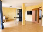 Wohn- und Esszimmer - 2 Zimmer Etagenwohnung zum Kaufen in Wölfersheim