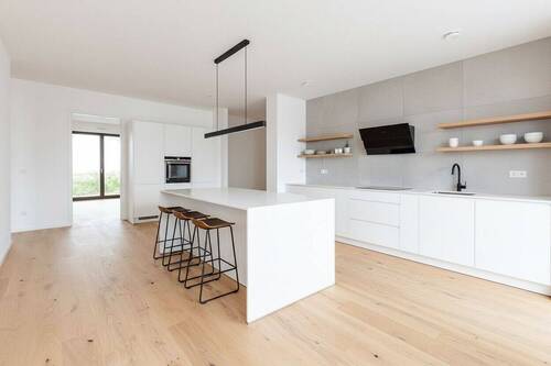 Visualisierung Küche - Exklusive Vier-Zimmer Erdgeschoss-Wohnung mit Garten