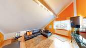 Wohnzimmer - 4 Zimmer Etagenwohnung in Ingolstadt