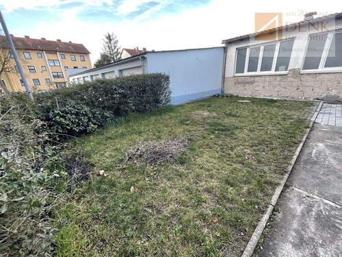 PKW-Stellplatz - Halle in Kitzingen