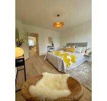 Einziehen und wohlfühlen: Frisch sanierte 3-Zimmer-Wohnung mit Balkon & Garage - Mannheim Neckarau