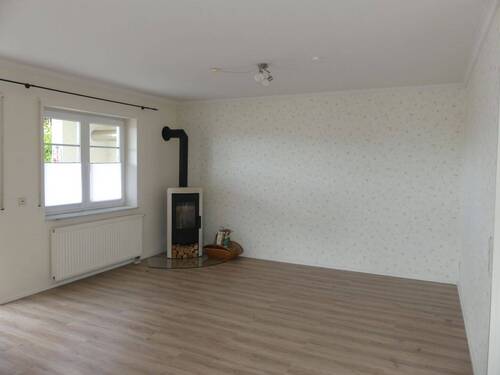 Wohnzimmer ohne Ofen - 