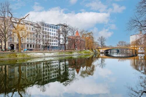 Tempelhofer Ufer - 