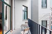 Balkon - 7 Zimmer Etagenwohnung in Berlin