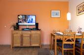  Wohn-/Esszimmer - 