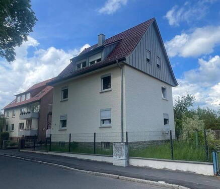 Bild 1 - Mehrfamilienhaus in Rosdorf - provisionsfrei - mit Garagenhof