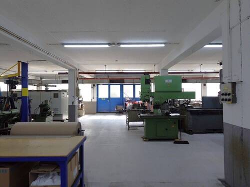 Bild 3 - Halle in Haan