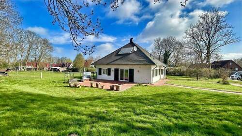 Blick zur Terrasse - 