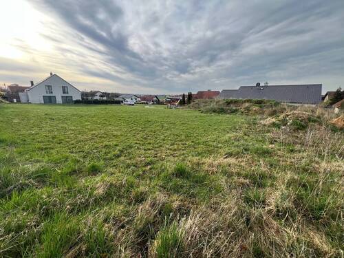 Bild 3 - Grundstück in Steinsberg