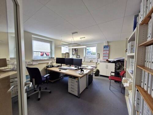 Büro 6 KG - 