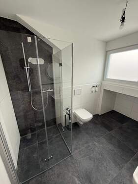 hochwertige Glasduschwand - 