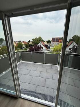 großzügiger Balkon - 