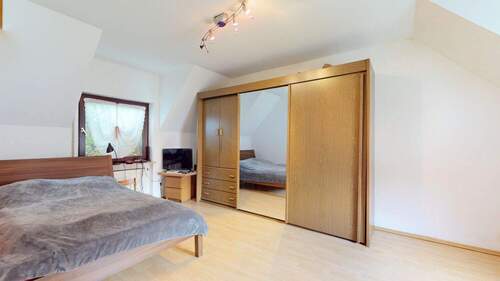 Zimmer IV Ansicht II - 