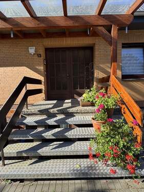 Außentreppen zum Hauseingang - 