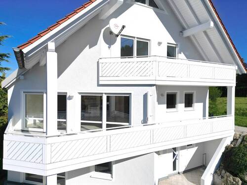 * - 7 Zimmer Einfamilienhaus in Lappersdorf