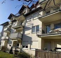 Lichtdurchflutete 2 ZKB mit Loggia und PKW-Stellplätzen ! - Bad Dürkheim