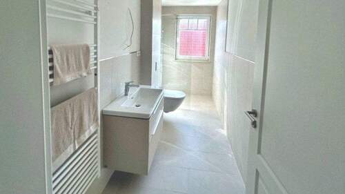 Kinderbadezimmer im Dachgeschoss - 