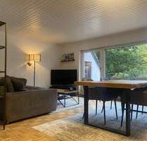 Wohnen in Burgberg-Top-Lage: Wunderschöne 3-Zimmer-DG-Wohnung mit Süd-Loggia und EBK - Erlangen