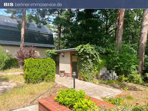 BIS Immobilien - WOHNEN IN RUHIGER GRÜNLAGE! Elegantes Wohnerlebnis im Bungalowstil in Berlin - Rahnsdorf
