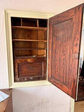 Histor. Wandschrank Whg. 2 - 