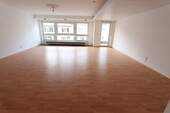 1 OG_Wohnzimmer_www.villingen.immobilien - 3 Zimmer Etagenwohnung zur Miete in Donaueschingen