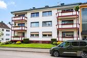 Hausansicht - Charmante 3-Zimmer-Wohnung mit Balkon in gefragter Wohnlage von Solingen
