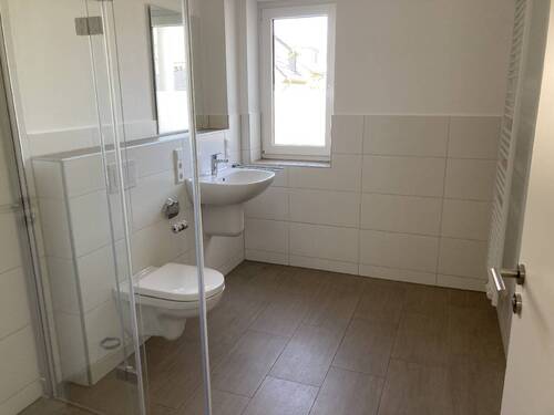 Badezimmer - Etagenwohnung mit 73,50 m&sup2; in Brilon zur Miete