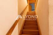 Treppe ins Dachgeschoss - 