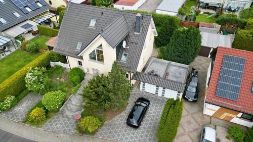 Immobilie mit 3 Wohneinheiten - Immobilie mit 3 Wohneinheiten in begehrter Lage