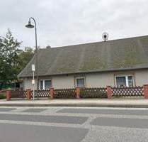 Mit Doppelgarage, Werkstatt und Gästewohnhaus - Letschin
