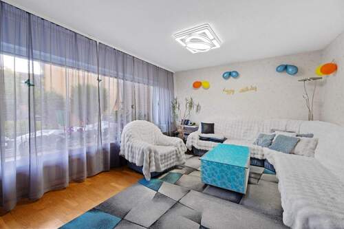 Hausnummer 6 Wohnzimmer - 