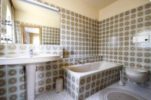 Badezimmer - EG - 